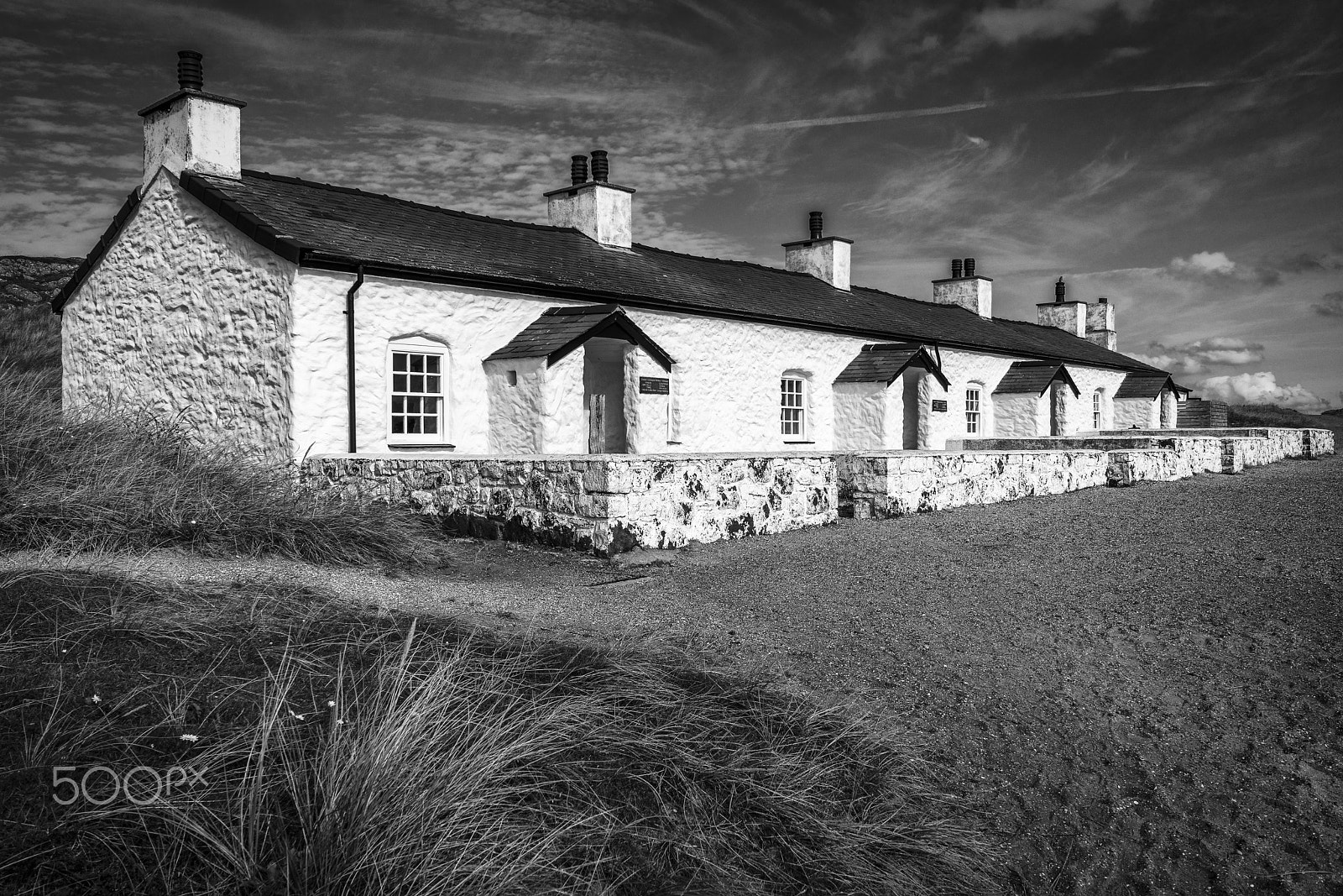Sony a7R II + Sony FE 28-70mm F3.5-5.6 OSS sample photo. Pilots' cottages on ynys llanddwyn photography