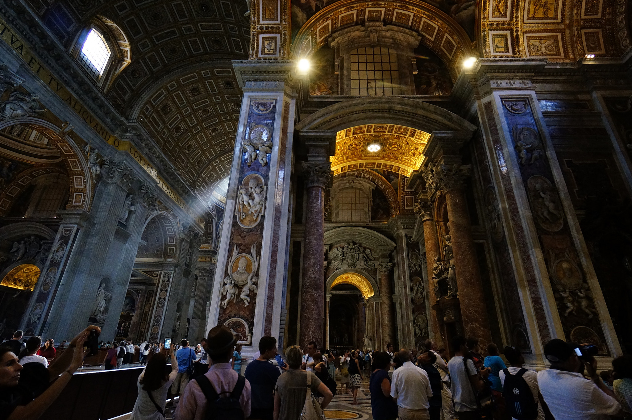 Sony Alpha NEX-5N + Sony E 10-18mm F4 OSS sample photo. Basilica sancti petri. photography