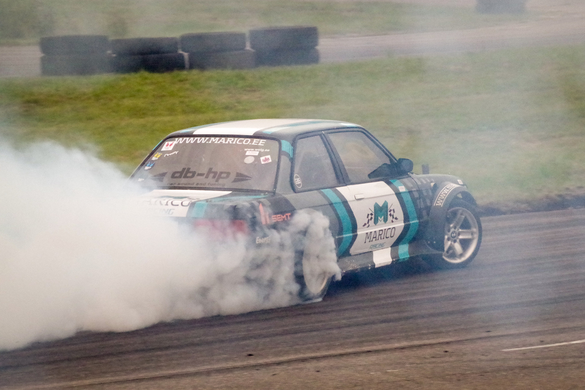Pentax K-S2 sample photo. E30 coupe drift photography