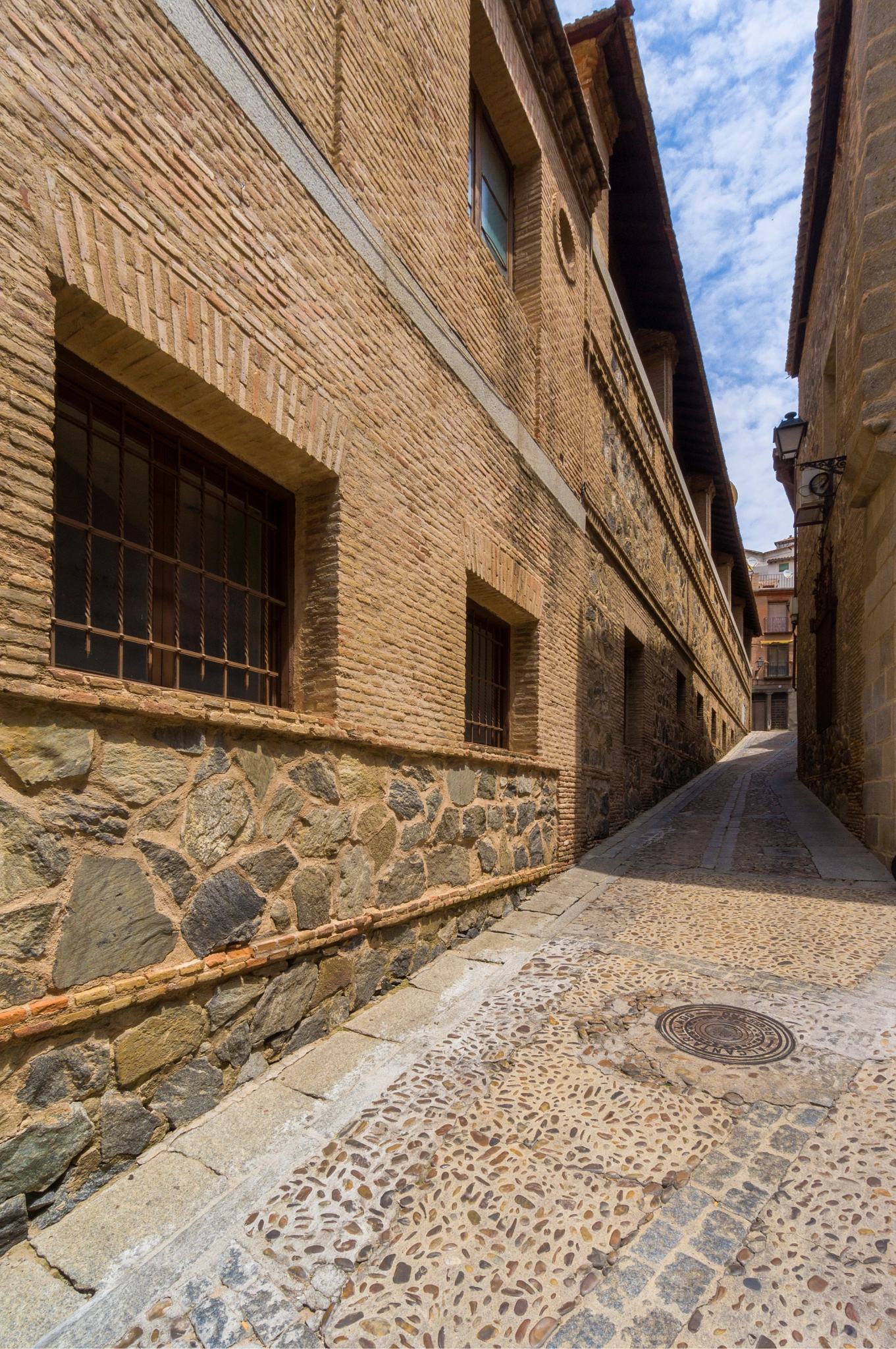 Sony Alpha NEX-F3 + Sony E 10-18mm F4 OSS sample photo. Spain. toledo. photography