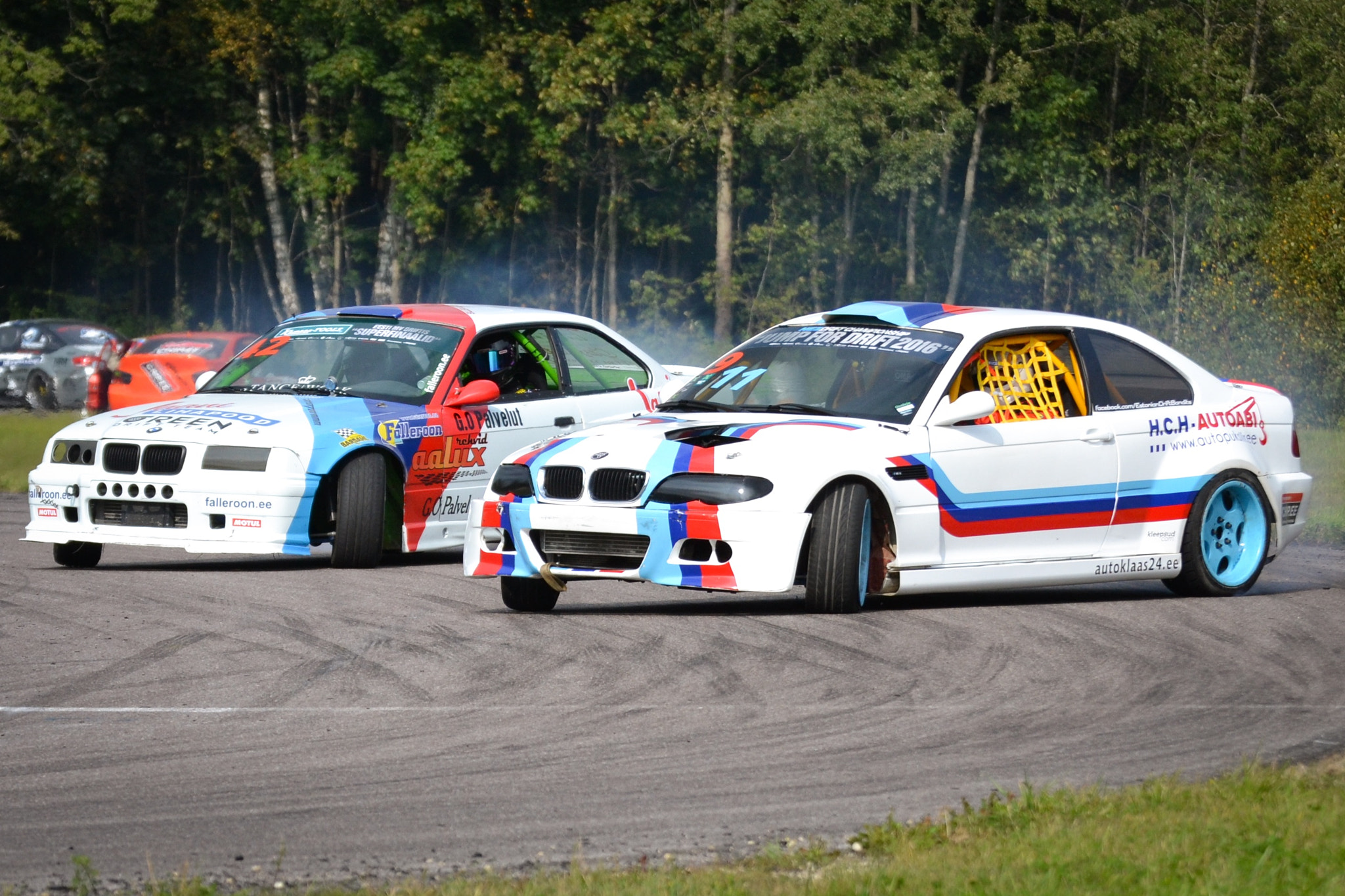 Nikon D3100 + Tamron SP 70-300mm F4-5.6 Di VC USD sample photo. Two generation drift battle photography