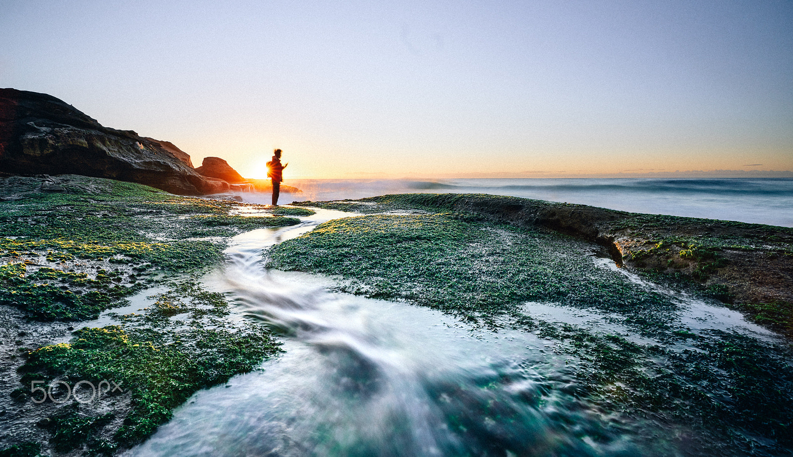 Sony a7R II + Sony Vario-Sonnar T* 16-35mm F2.8 ZA SSM sample photo. Bronte sunrise photography