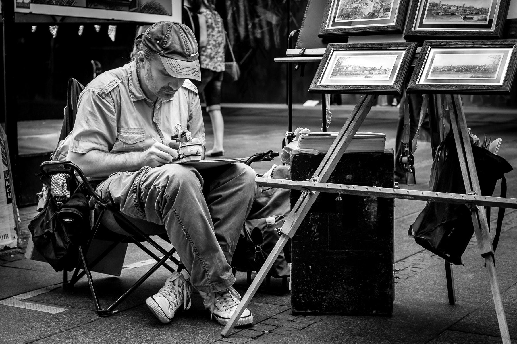 Olympus OM-D E-M10 + Sigma 30mm F2.8 DN Art sample photo. Artist at work photography