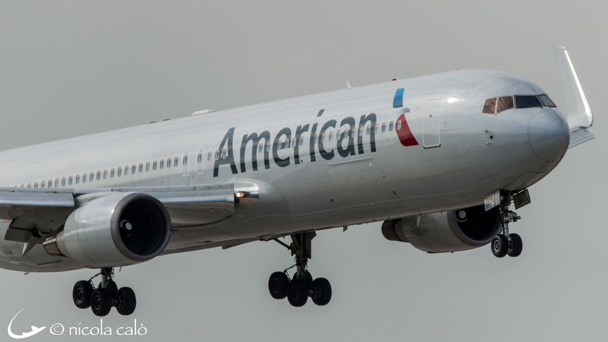 Sigma 150-600mm F5-6.3 DG OS HSM | C sample photo. Landings at malpensa international airport photography