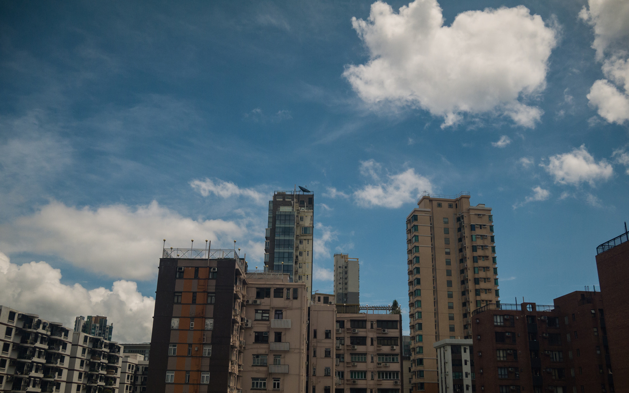 LUMIX G VARIO PZ 14-42/F3.5-5.6 sample photo. Blue sky photography