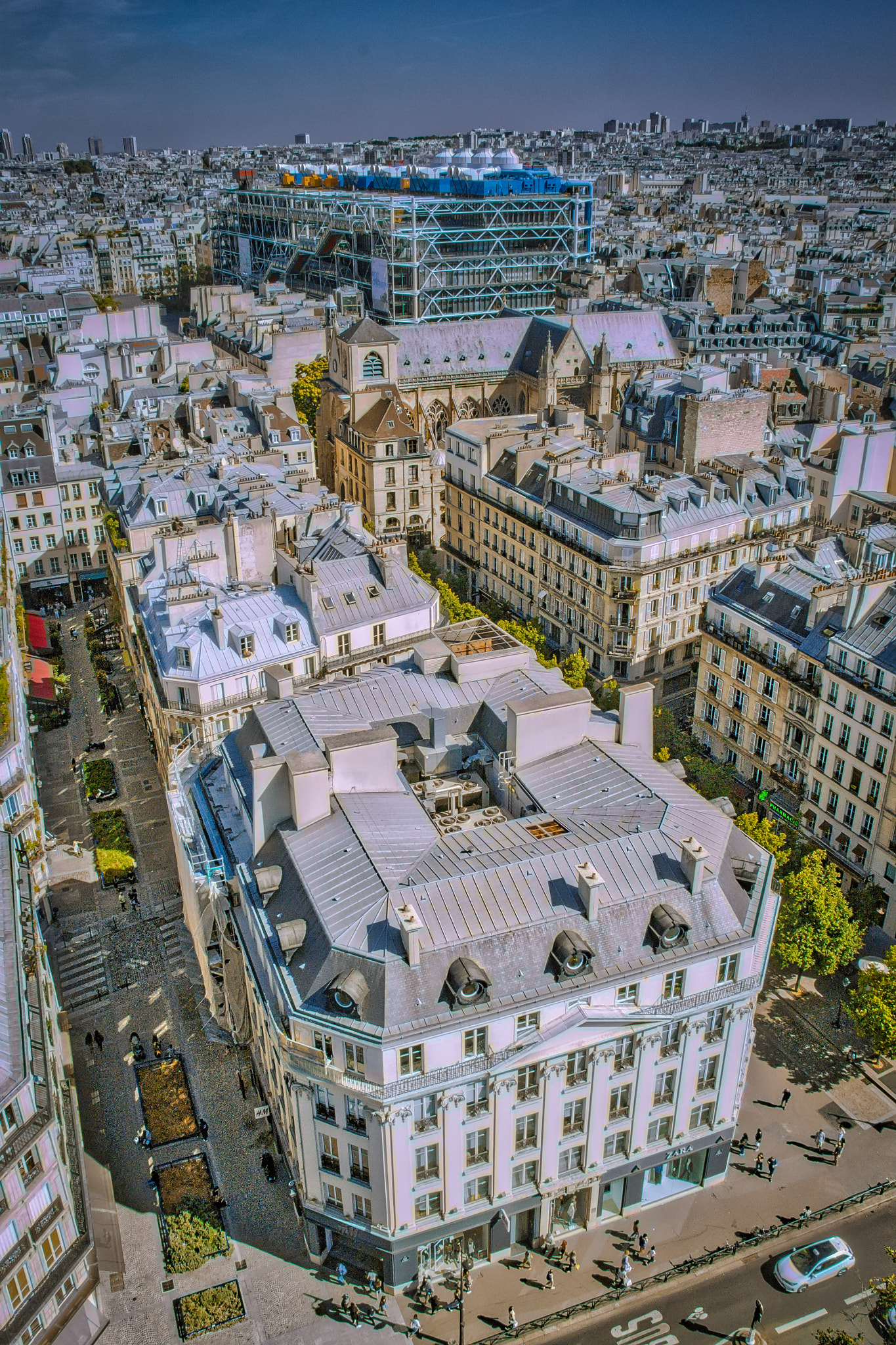 Sigma 18-200mm f/3.5-6.3 DC OS sample photo. View from the tower st jacques photography
