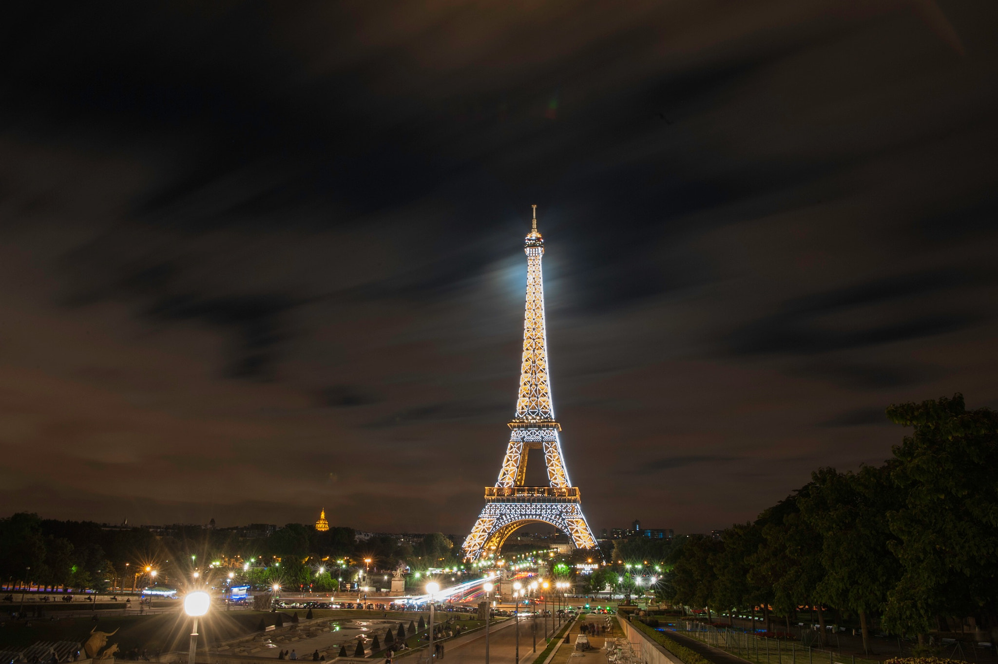 Nikon AF-S Nikkor 24-70mm F2.8E ED VR sample photo. Tour eiffel photography
