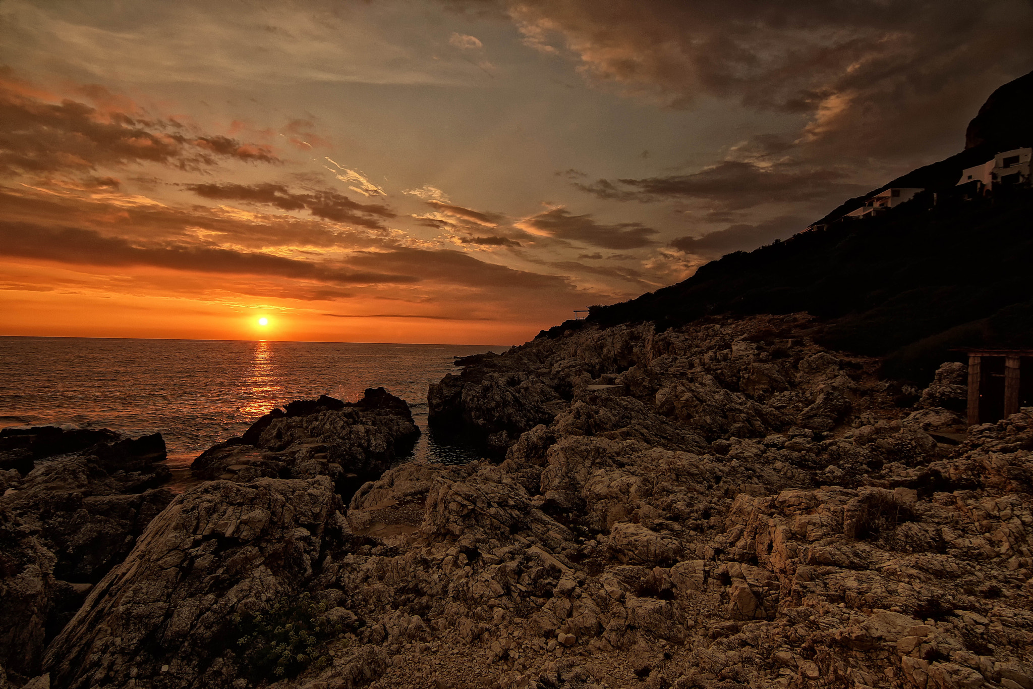 Sony SLT-A65 (SLT-A65V) + 20mm F2.8 sample photo. Chronicle of a sunset photography