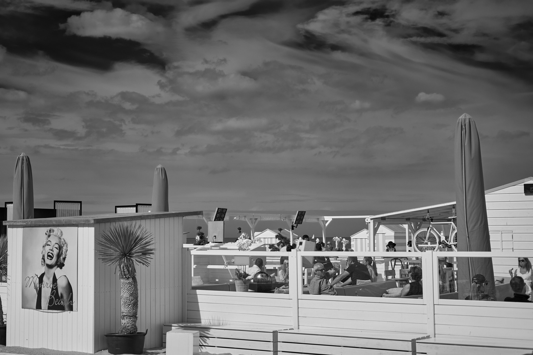 Sony a7R II + Sony FE 50mm F1.8 sample photo. Monroe beach photography