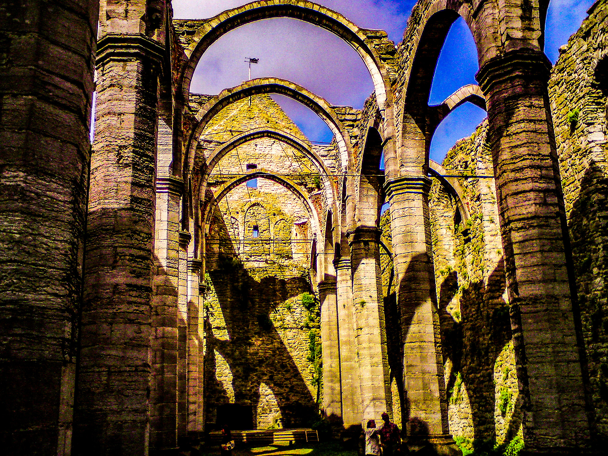 Sony Ericsson C902 sample photo. Old town ruin. photography