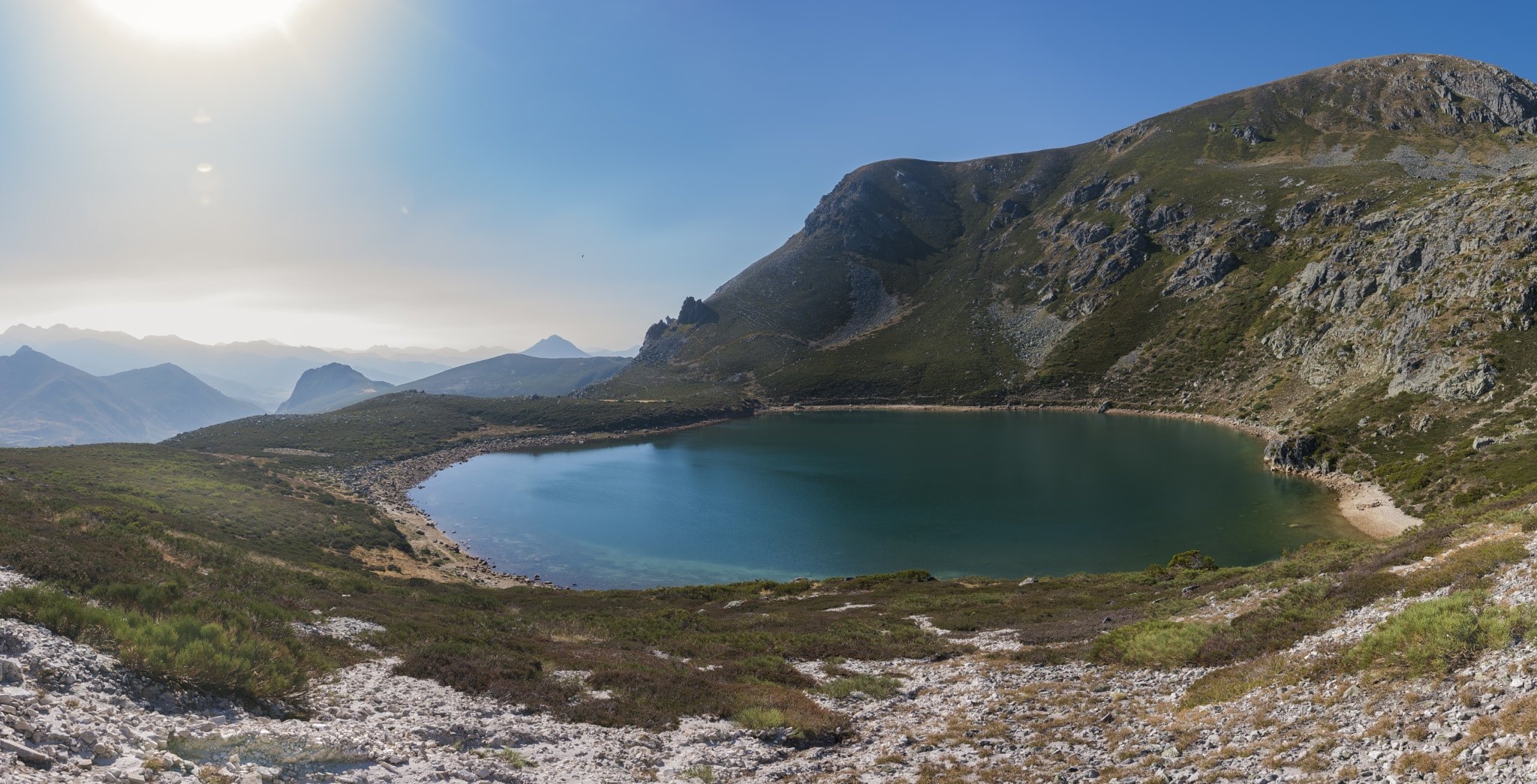 Tokina AT-X 16-28mm F2.8 Pro FX sample photo. Lago ausente photography