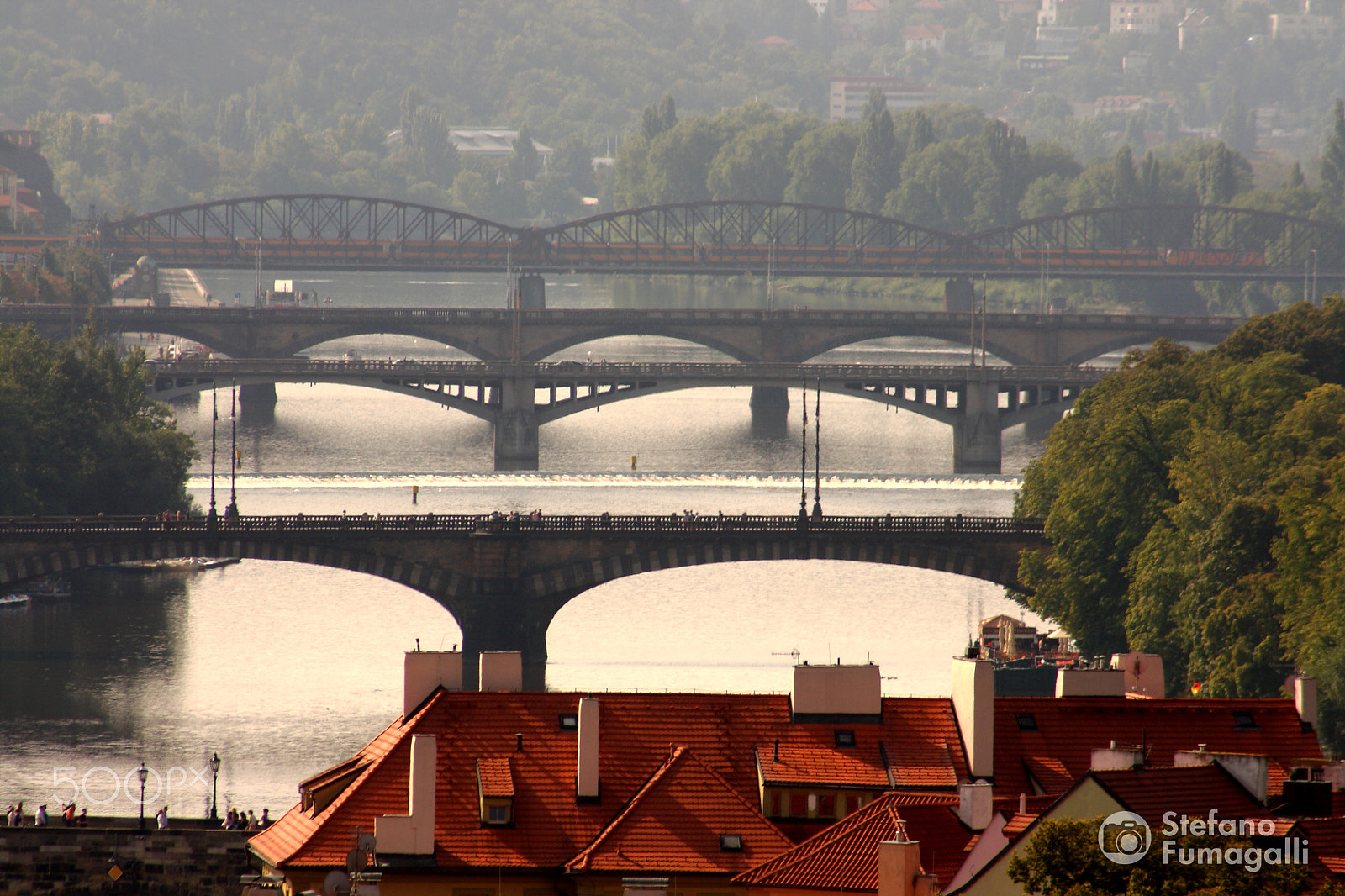 Canon EOS 400D (EOS Digital Rebel XTi / EOS Kiss Digital X) sample photo. Bridges on the vltava river - praha photography