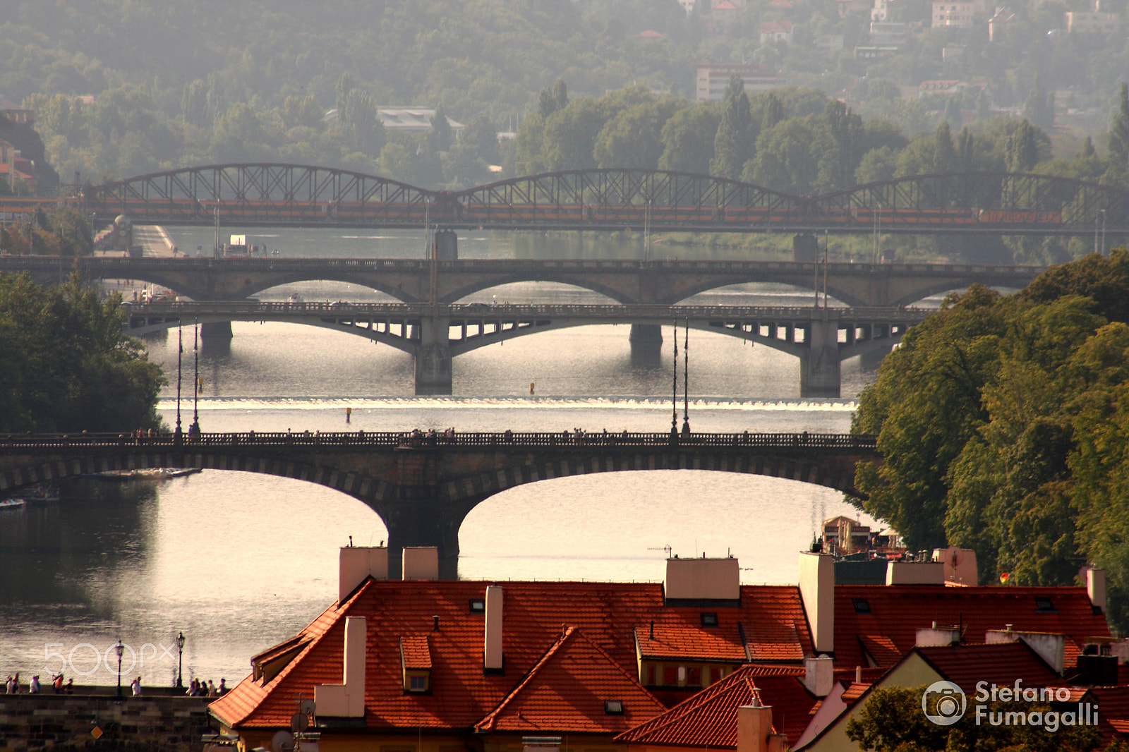 Canon EOS 400D (EOS Digital Rebel XTi / EOS Kiss Digital X) + EF75-300mm f/4-5.6 sample photo. Bridges on the vltava river - praha photography