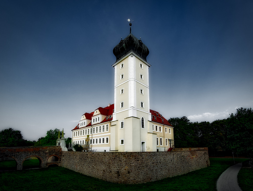 schloss by dirk derbaum on 500px.com