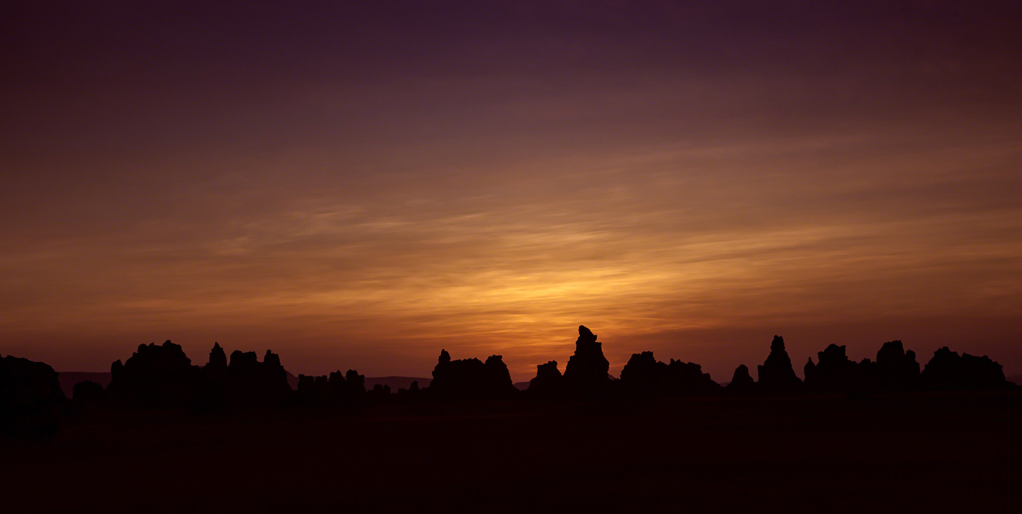 Canon EOS-1D Mark II sample photo. Sunset at lac abbe photography