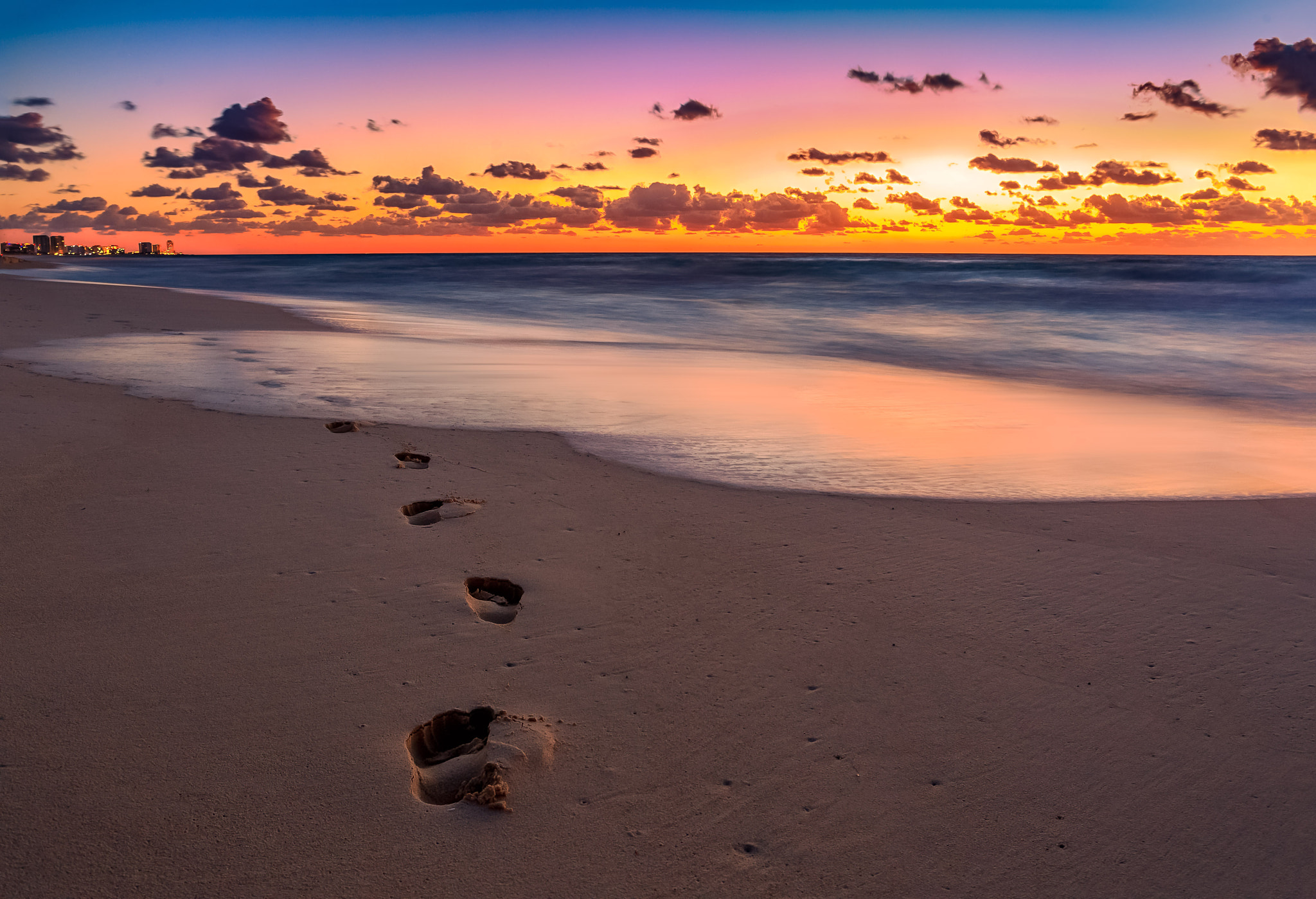 Canon EOS-1D Mark IV sample photo. Morning walk in cancun photography