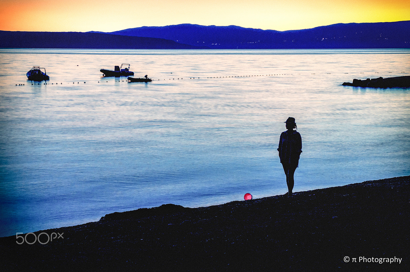 Sigma 17-70mm F2.8-4 DC Macro OS HSM | C sample photo. Silhouette of a sunset photography