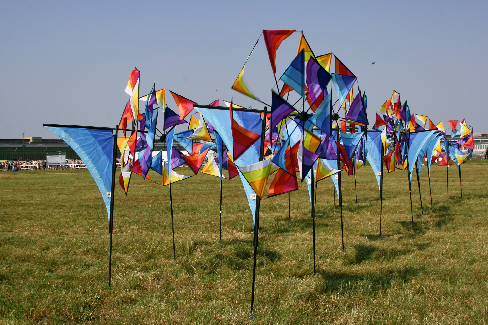 Canon EF 28-135mm F3.5-5.6 IS USM sample photo. Berlin - tempelhofer feld photography