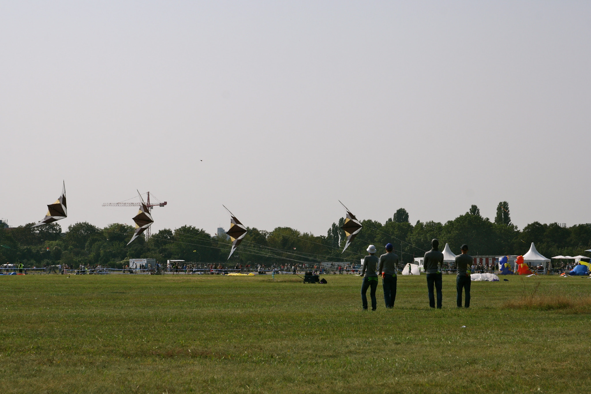 Canon EF 28-135mm F3.5-5.6 IS USM sample photo. Berlin - tempelhofer feld photography
