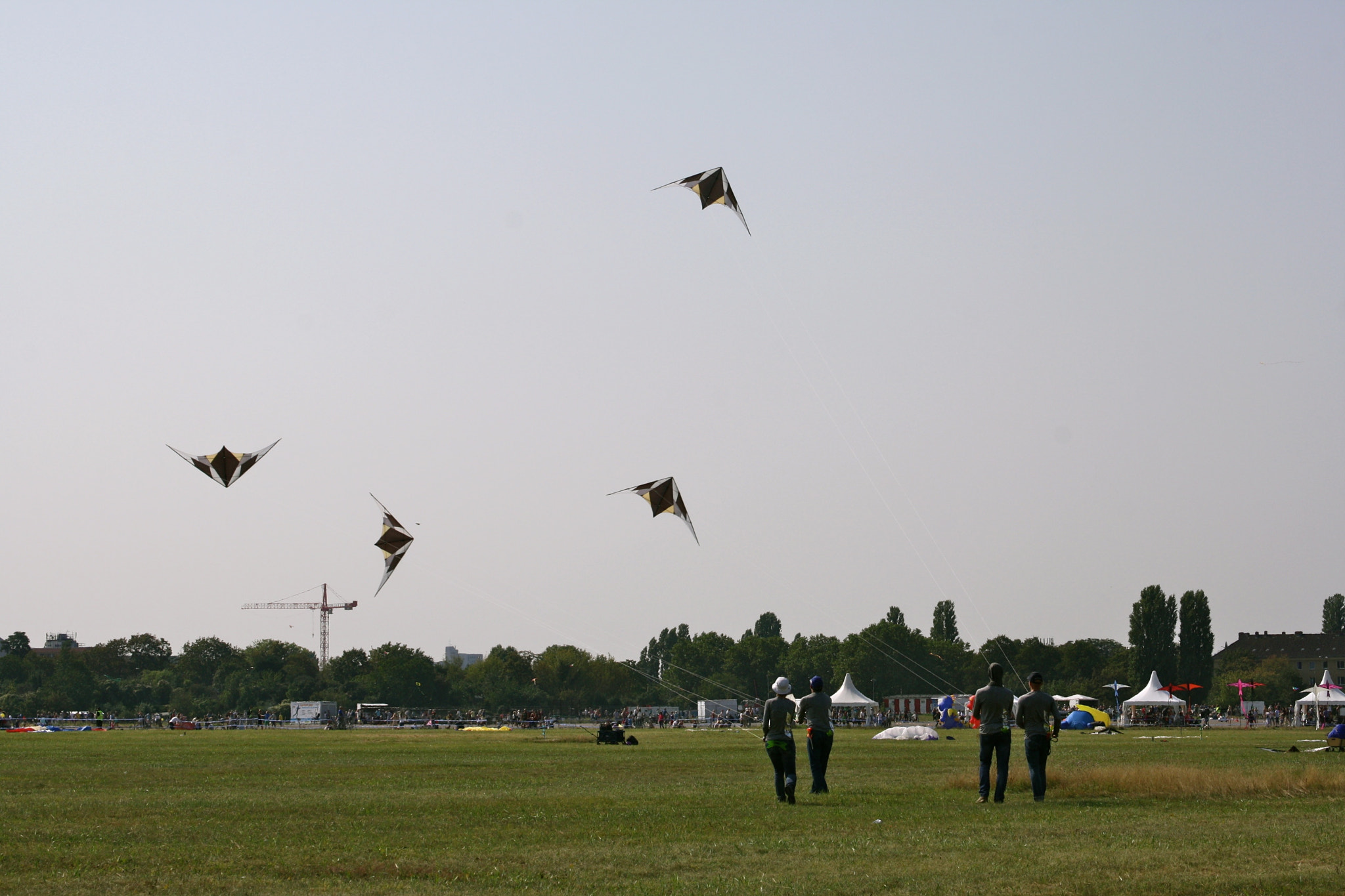 Canon EF 28-135mm F3.5-5.6 IS USM sample photo. Berlin - tempelhofer feld photography