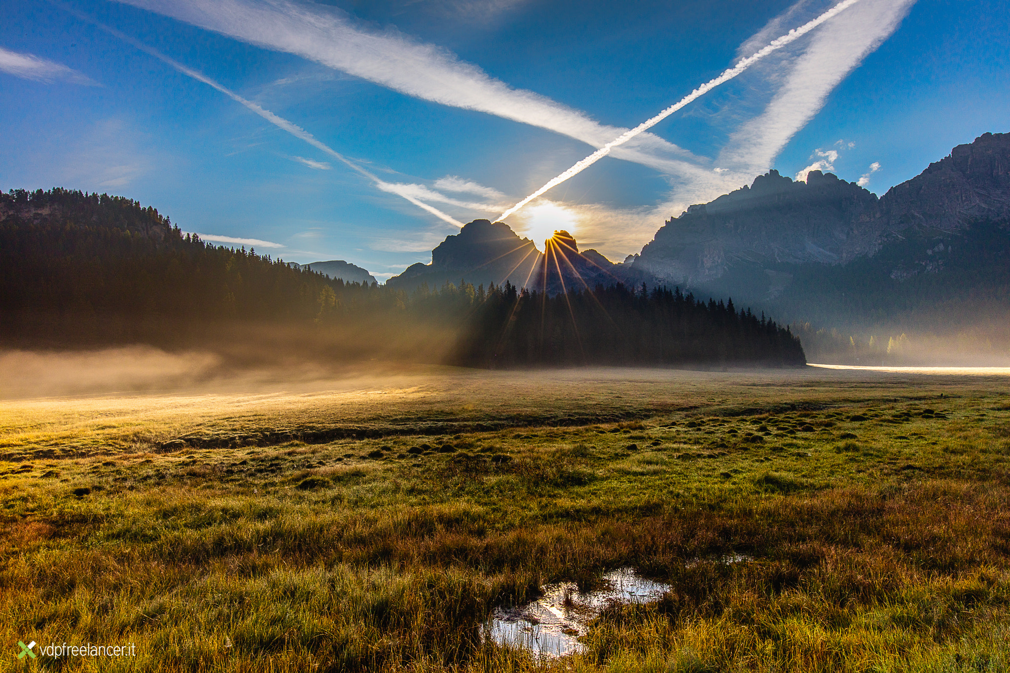 Canon EOS 5DS + Canon EF 11-24mm F4L USM sample photo. Sunrise in dolomites photography