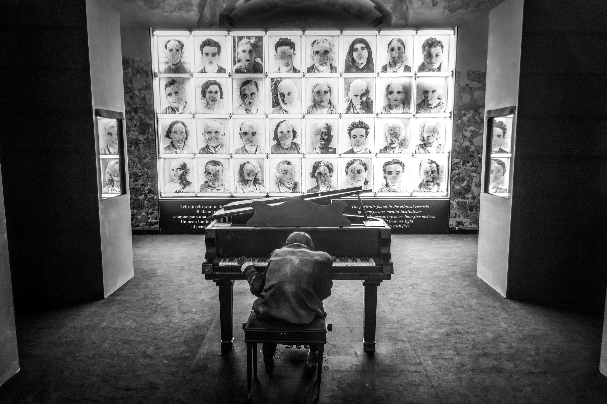 Sony ILCA-77M2 + Sigma 17-70mm F2.8-4.5 (D) sample photo. Piano player photography