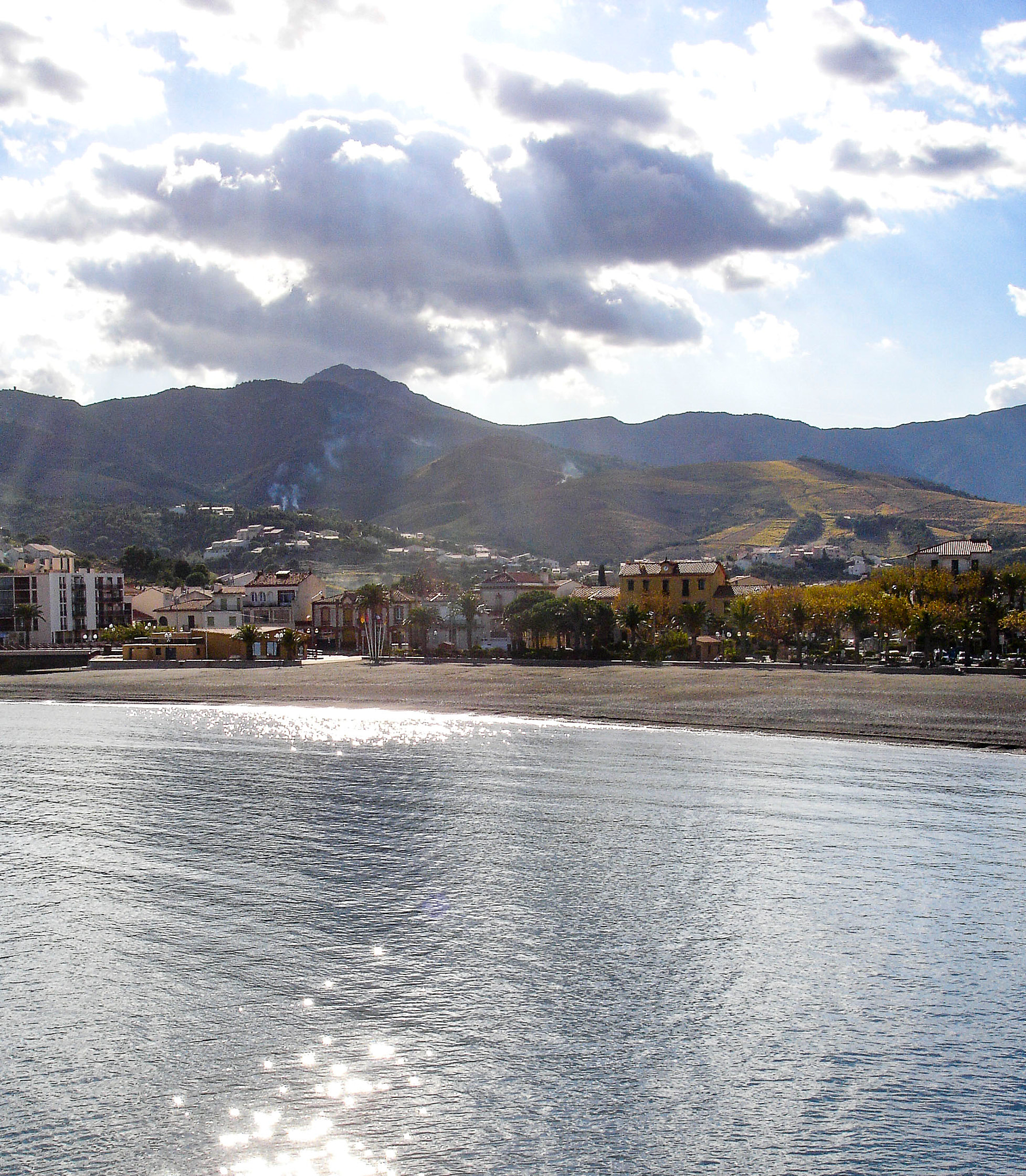 Sony DSC-P200 sample photo. Banyuls de la merenda / banyuls-sur-mer photography