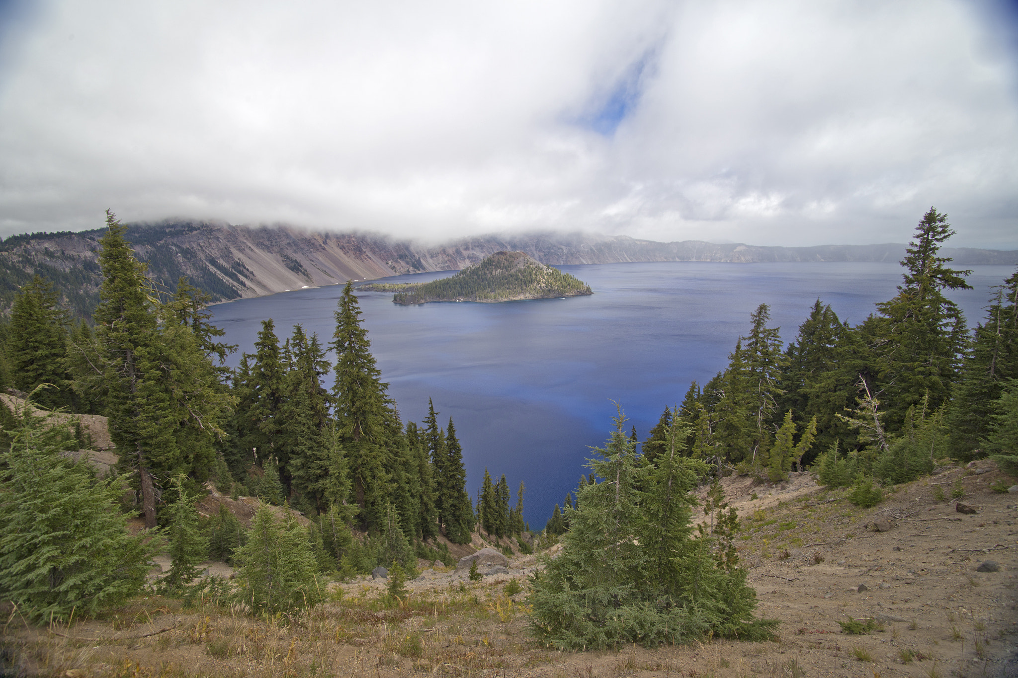 Tokina AT-X Pro 12-24mm F4 (IF) DX sample photo. Crater lake photography