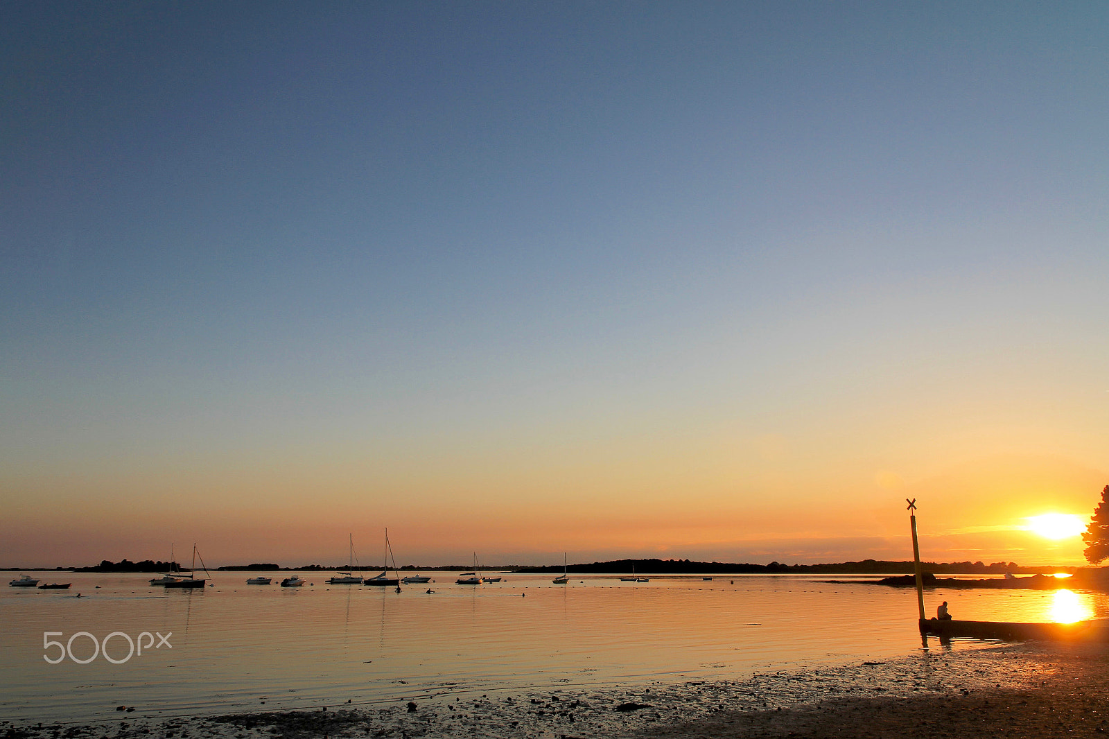 Sigma 17-70mm F2.8-4 DC Macro OS HSM sample photo. Magic hour photography