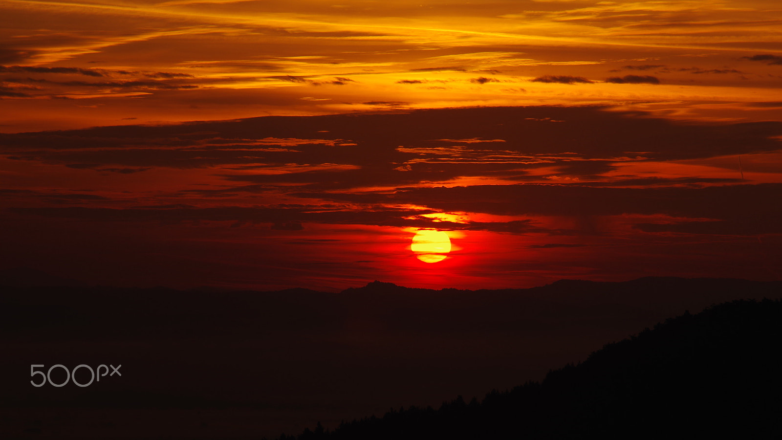 Sigma 50-200mm F4-5.6 DC OS HSM sample photo. Sunrise from viewpoint sv. ana 2 photography
