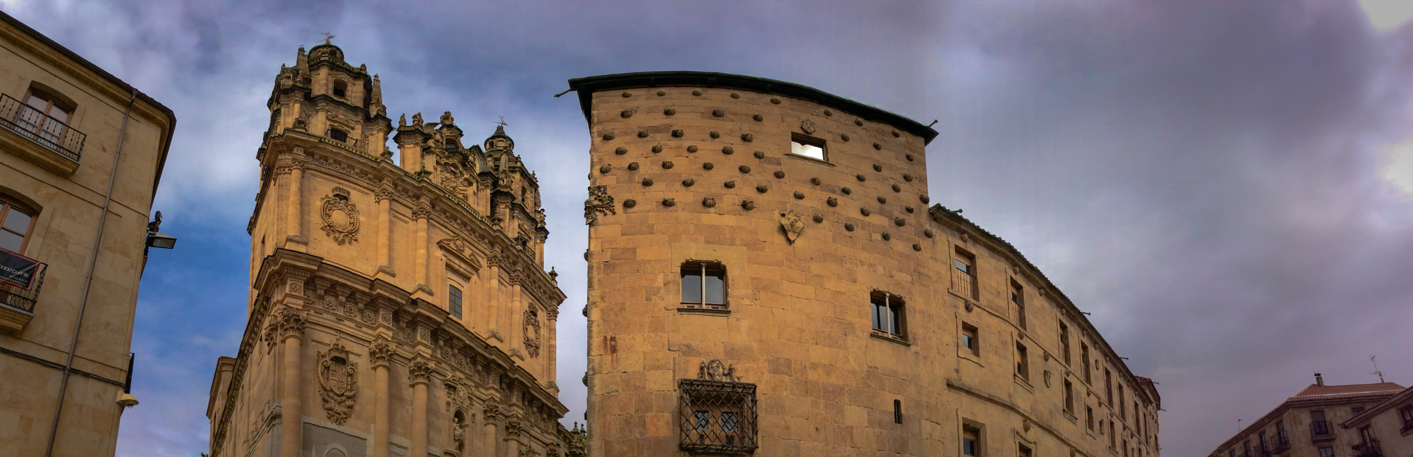 iPad mini 2 back camera 3.3mm f/2.4 sample photo. Plaza de san isidro, salamanca, spain. photography