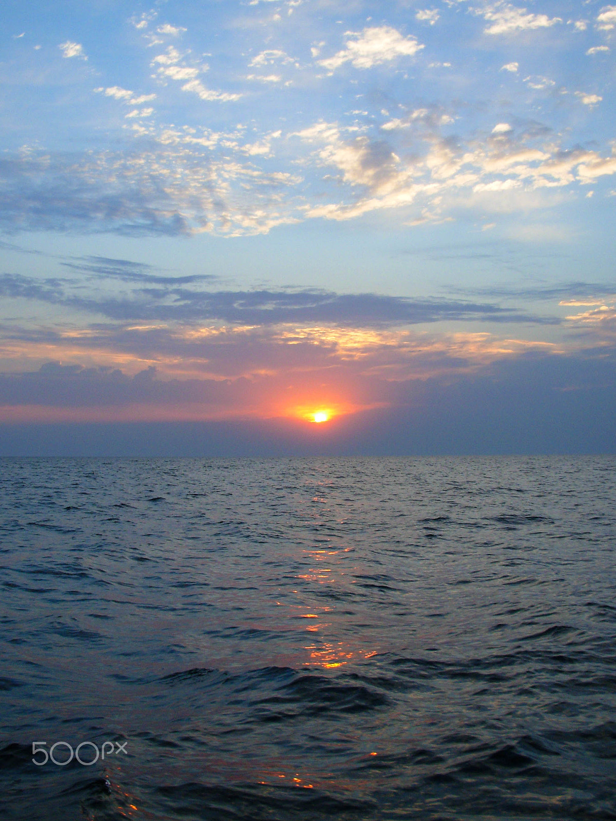 Nikon COOLPIX L1 sample photo. Sunrise on the sea photography