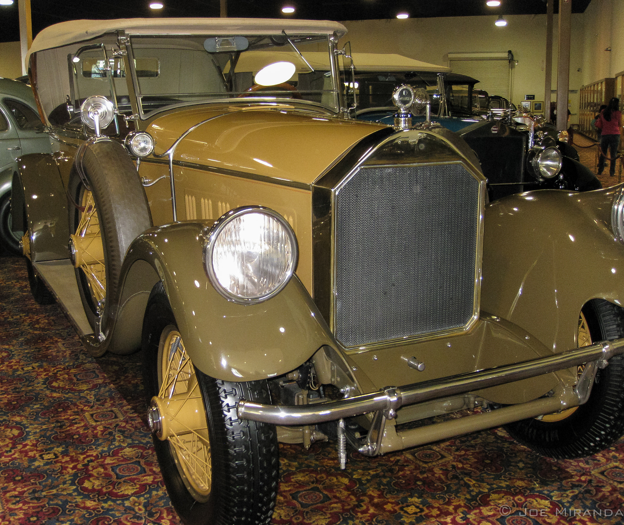 Canon PowerShot SD890 IS (Digital IXUS 970 IS / IXY Digital 820 IS) sample photo. 1927 pierce-arrow photography
