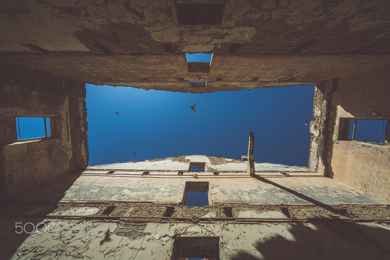 Sigma 12-24mm F4.5-5.6 EX DG Aspherical HSM sample photo. Abandoned jail photography
