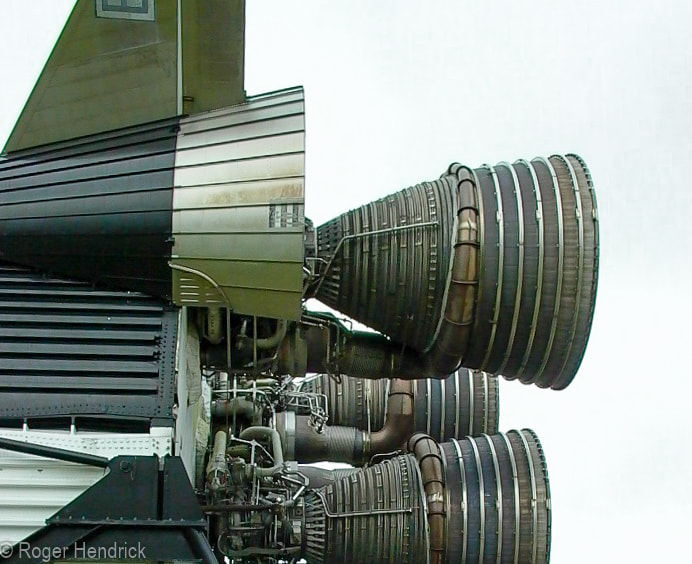 Panasonic DMC-LC5 sample photo. Saturn v photography