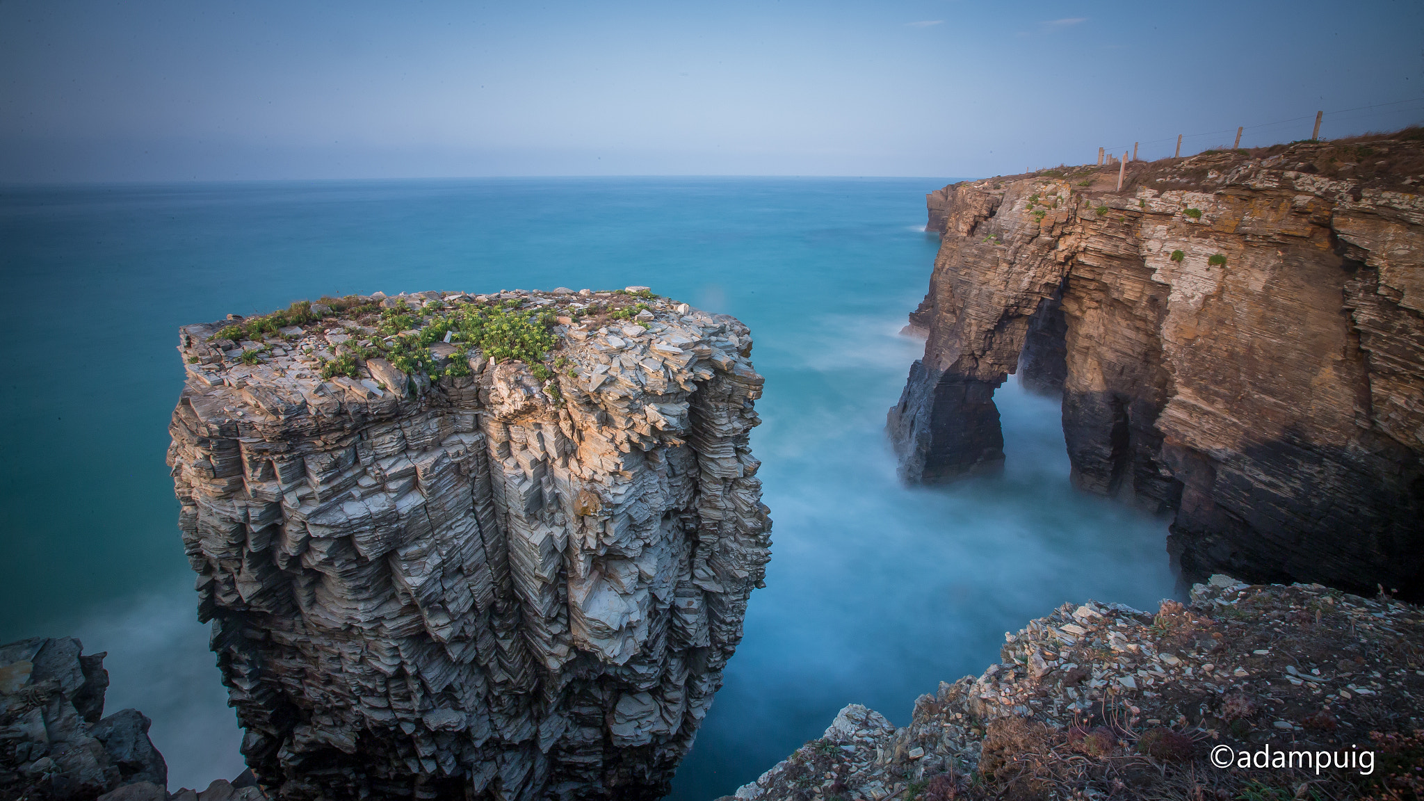 Canon EOS-1D X + Canon EF 17-40mm F4L USM sample photo. Praia das catedrais - a different perspective photography