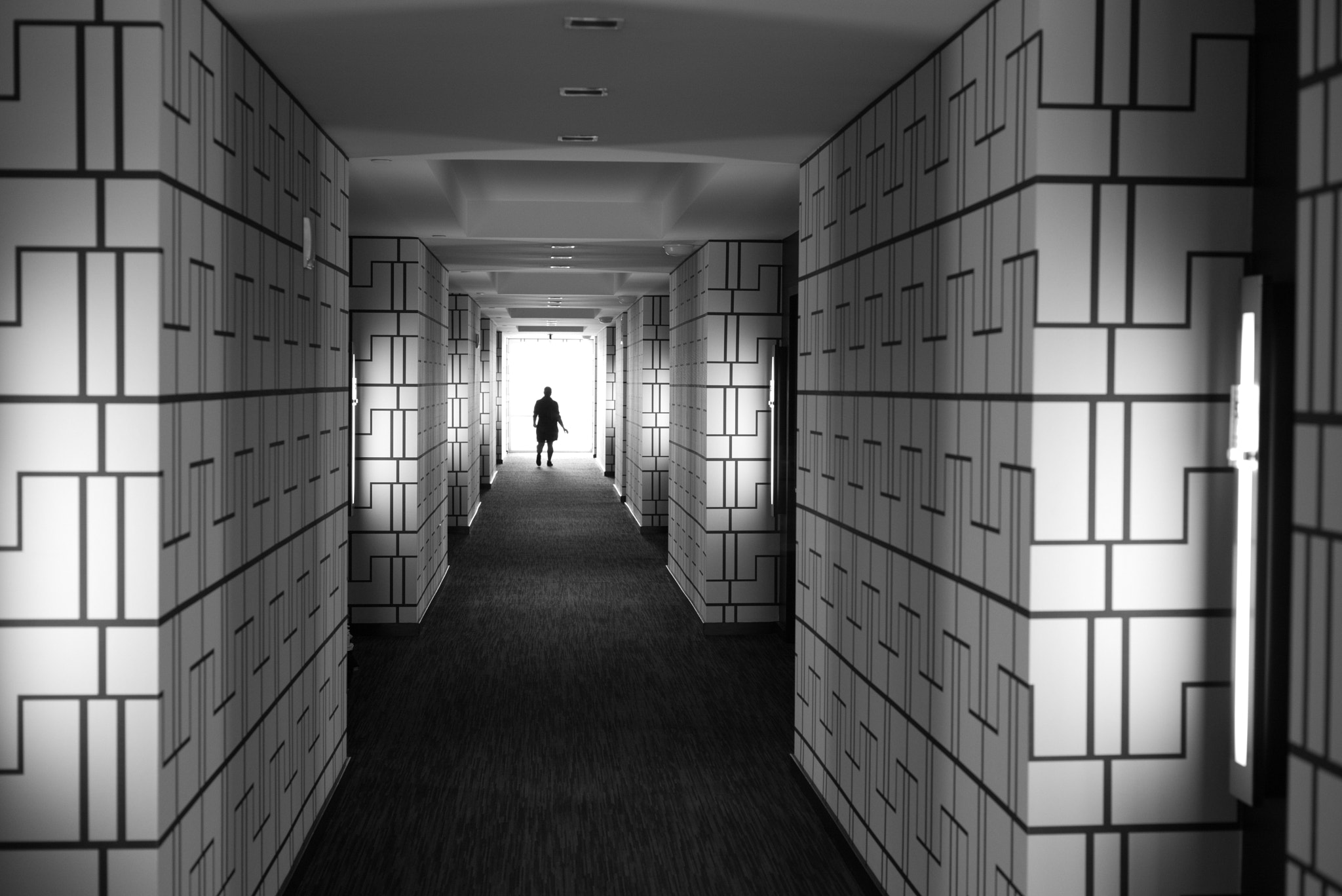 Summicron-M 1:2/50 sample photo. Light photography