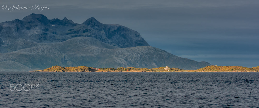 Tamron SP 70-200mm F2.8 Di VC USD sample photo. Autumn arcticpelago photography