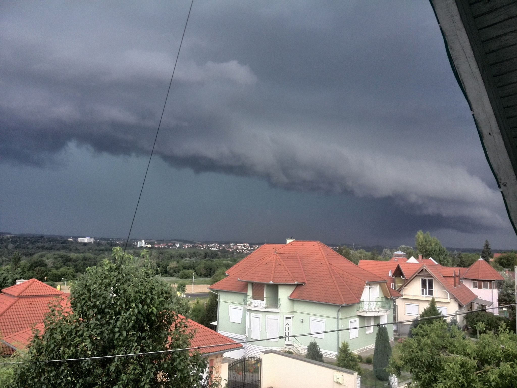 HUAWEI P6-U06 sample photo. Storm photography