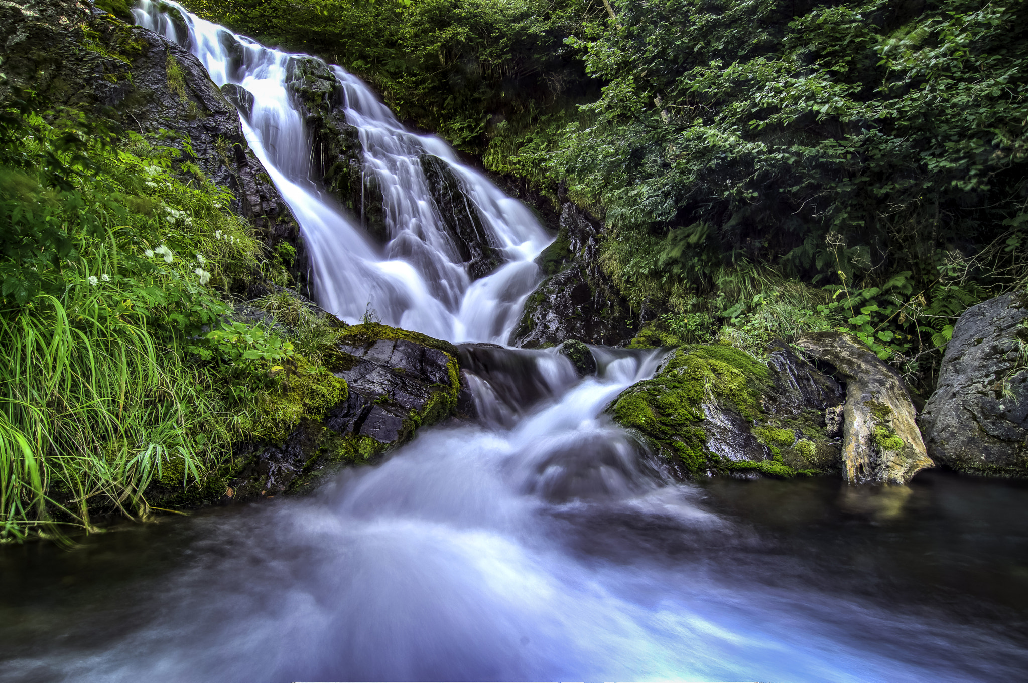 Pentax K-3 + Pentax smc DA 12-24mm F4.0 ED AL (IF) sample photo. Waterfall pradet photography