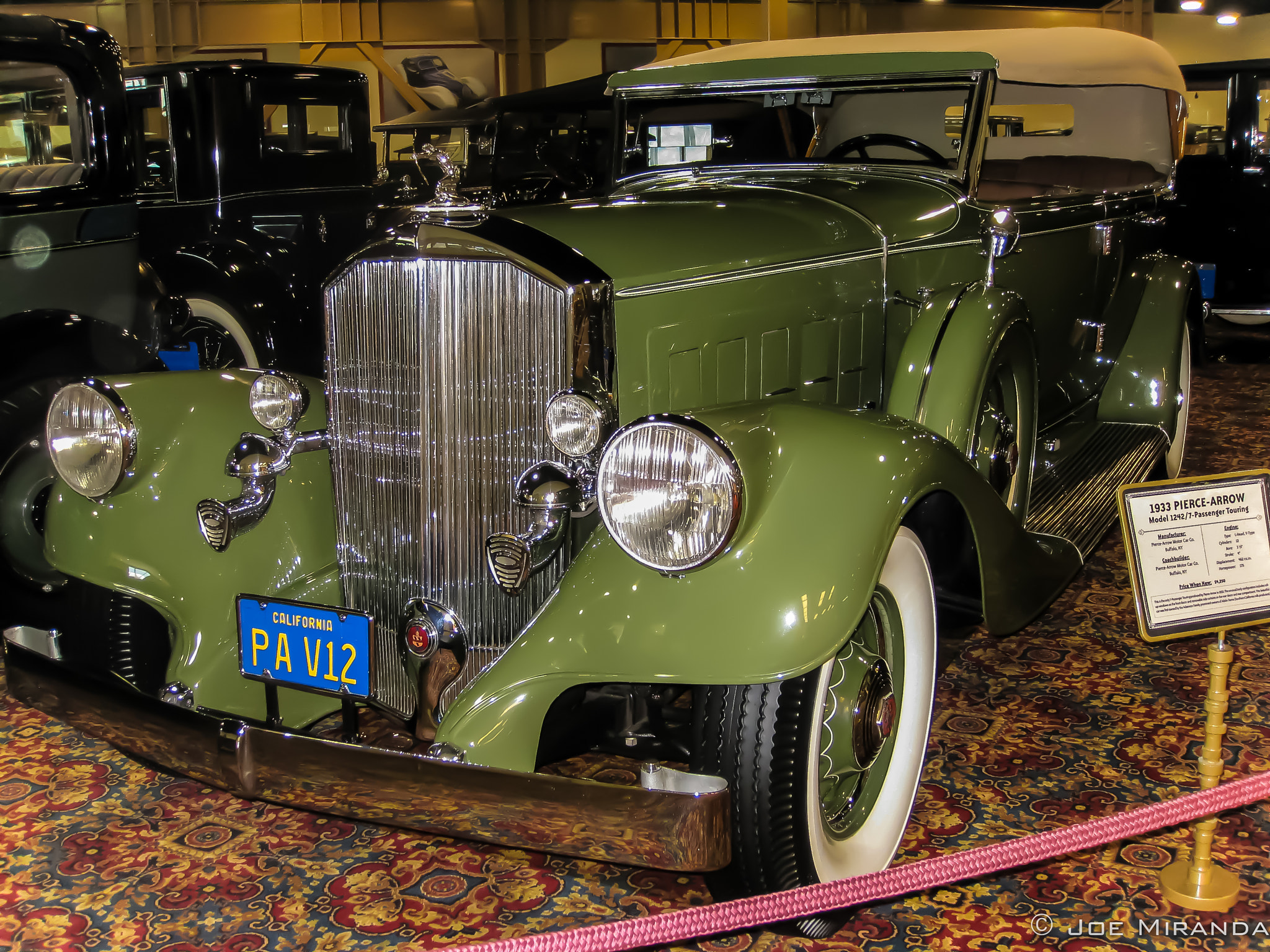 Canon PowerShot SD890 IS (Digital IXUS 970 IS / IXY Digital 820 IS) sample photo. 1933 pierce-arrow photography