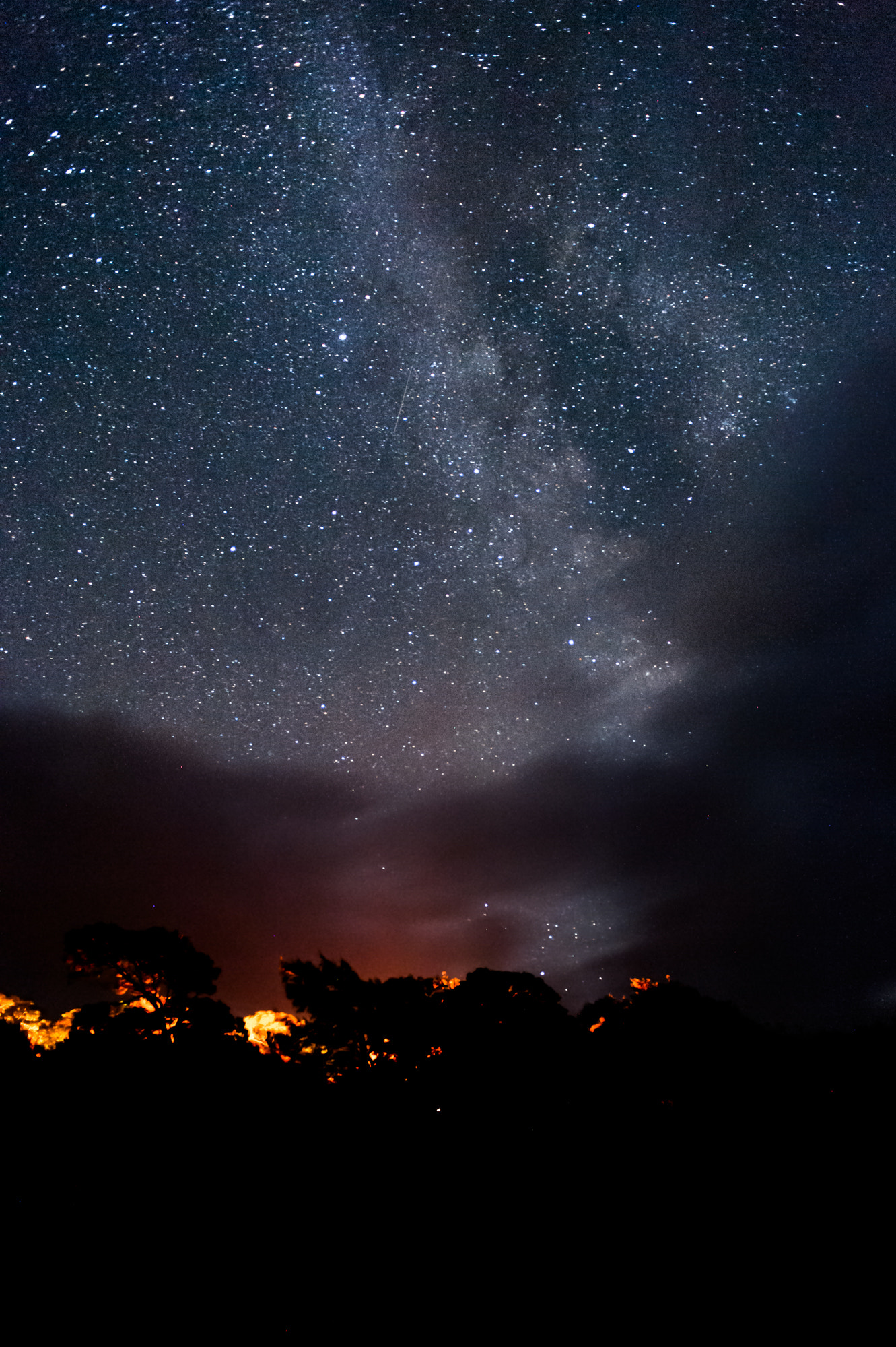 Nikon D700 + Nikon AF Nikkor 28mm F2.8D sample photo. Milky way in connemara photography