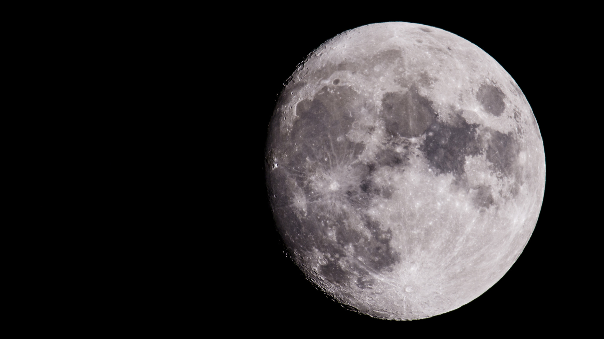 Nikon AF-S Nikkor 600mm F4E FL ED VR sample photo. The moon photography