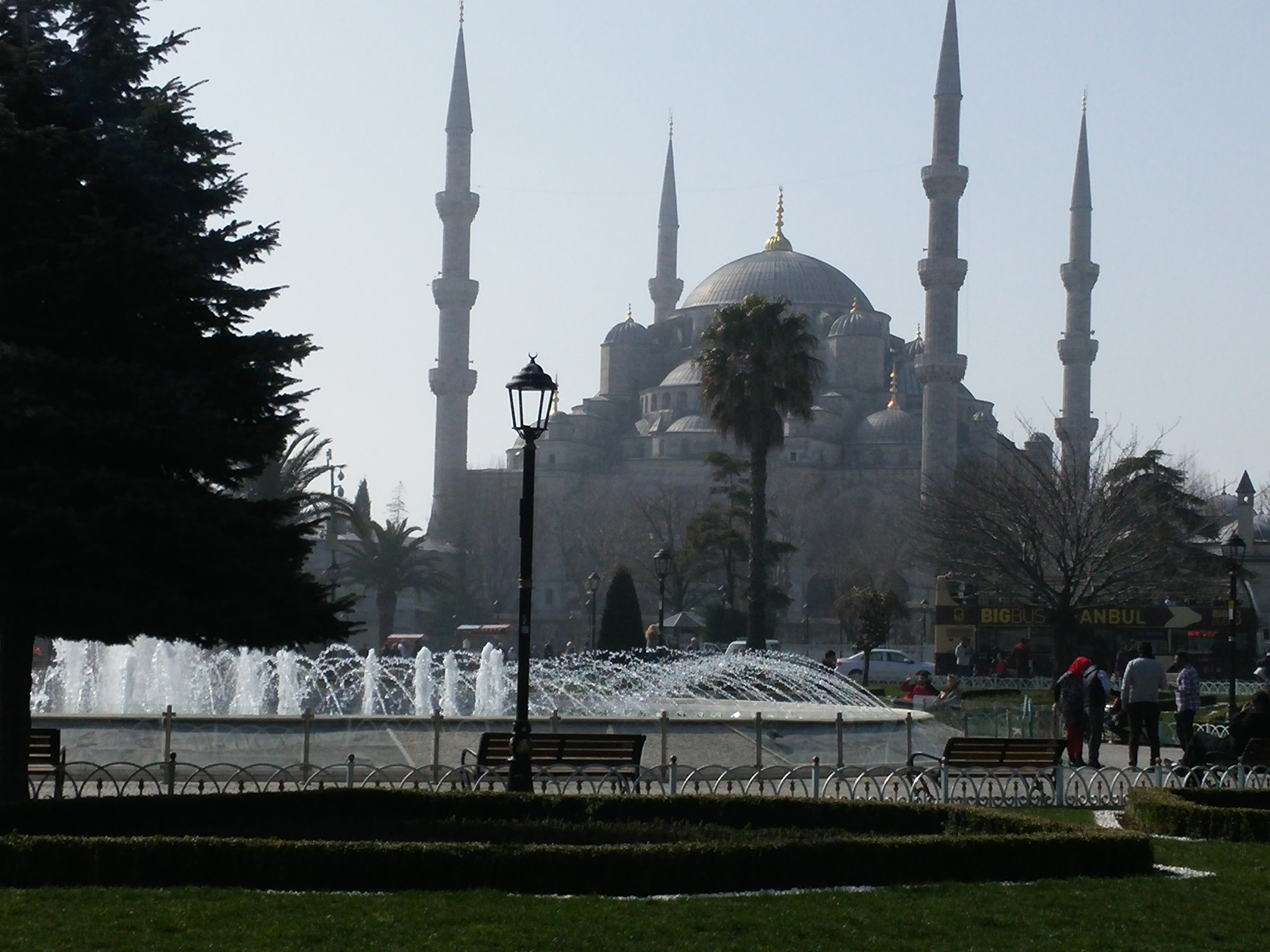 LG G Pro2 sample photo. Sultan ahmed blue mosque in distance photography