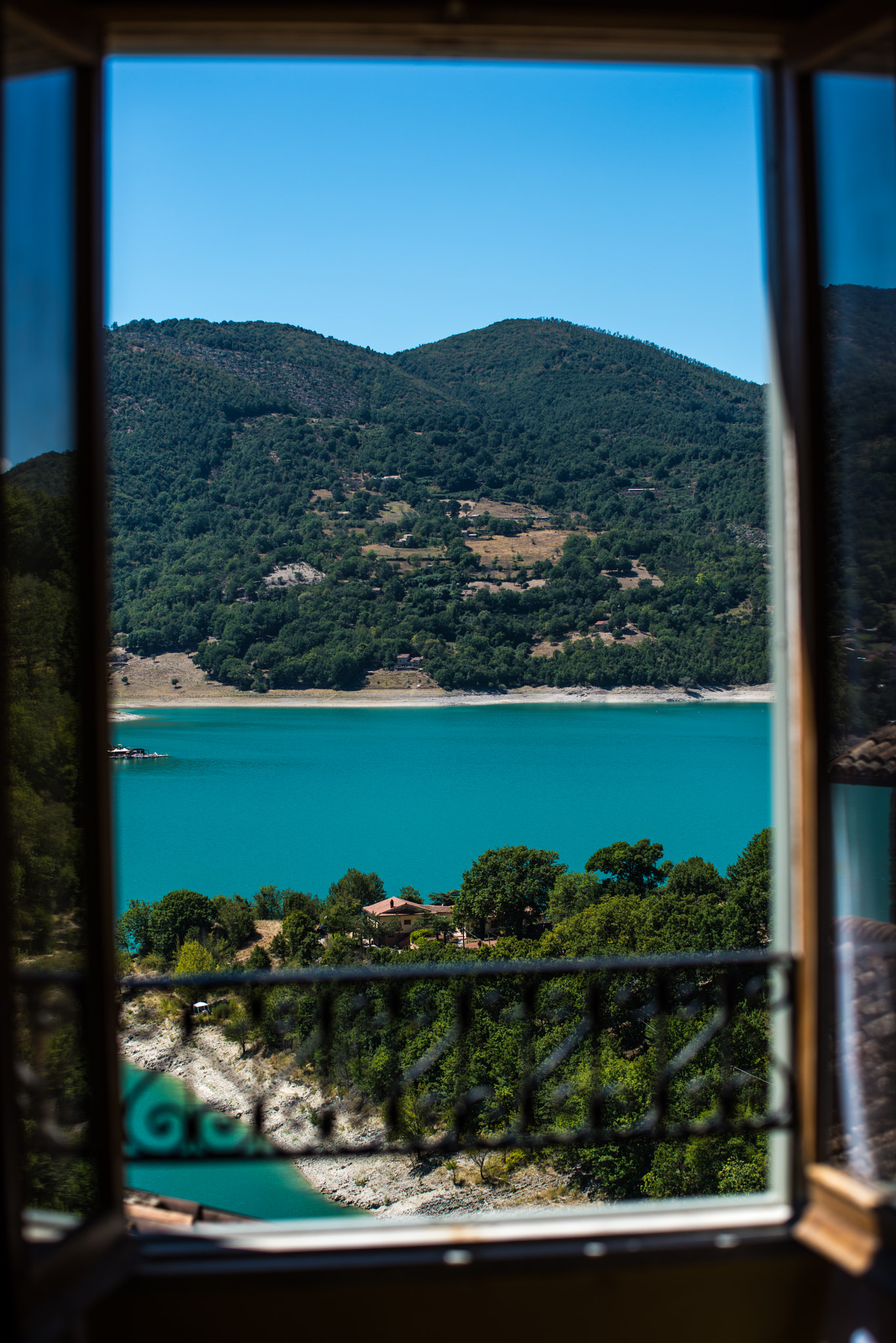 Nikon D600 sample photo. Una finestra sul lago photography