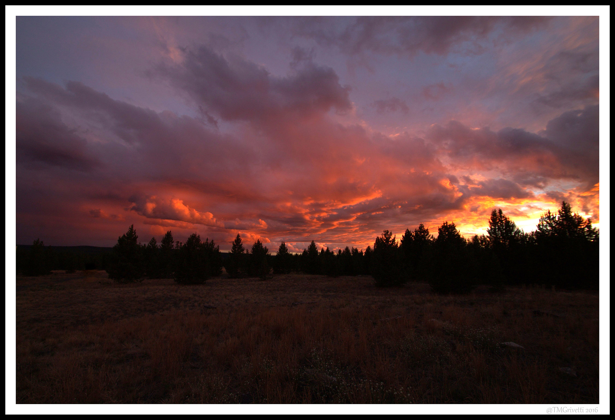 Sigma 10-20mm F3.5 EX DC HSM sample photo. Big sky sunset framed photography