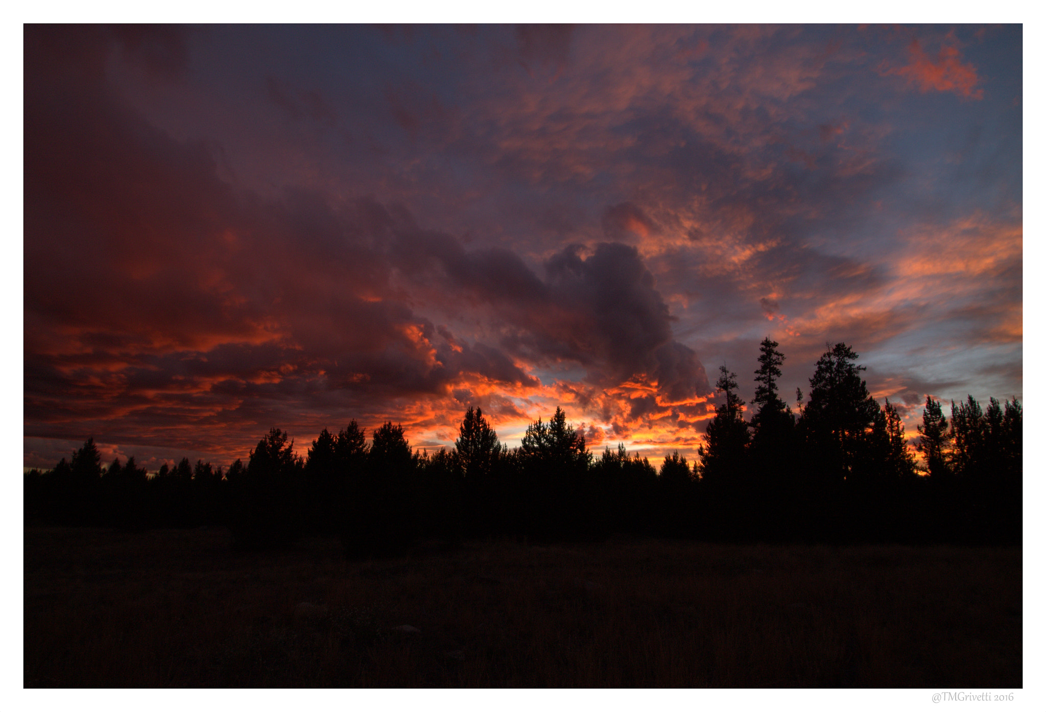 Sigma 10-20mm F3.5 EX DC HSM sample photo. Last light photography