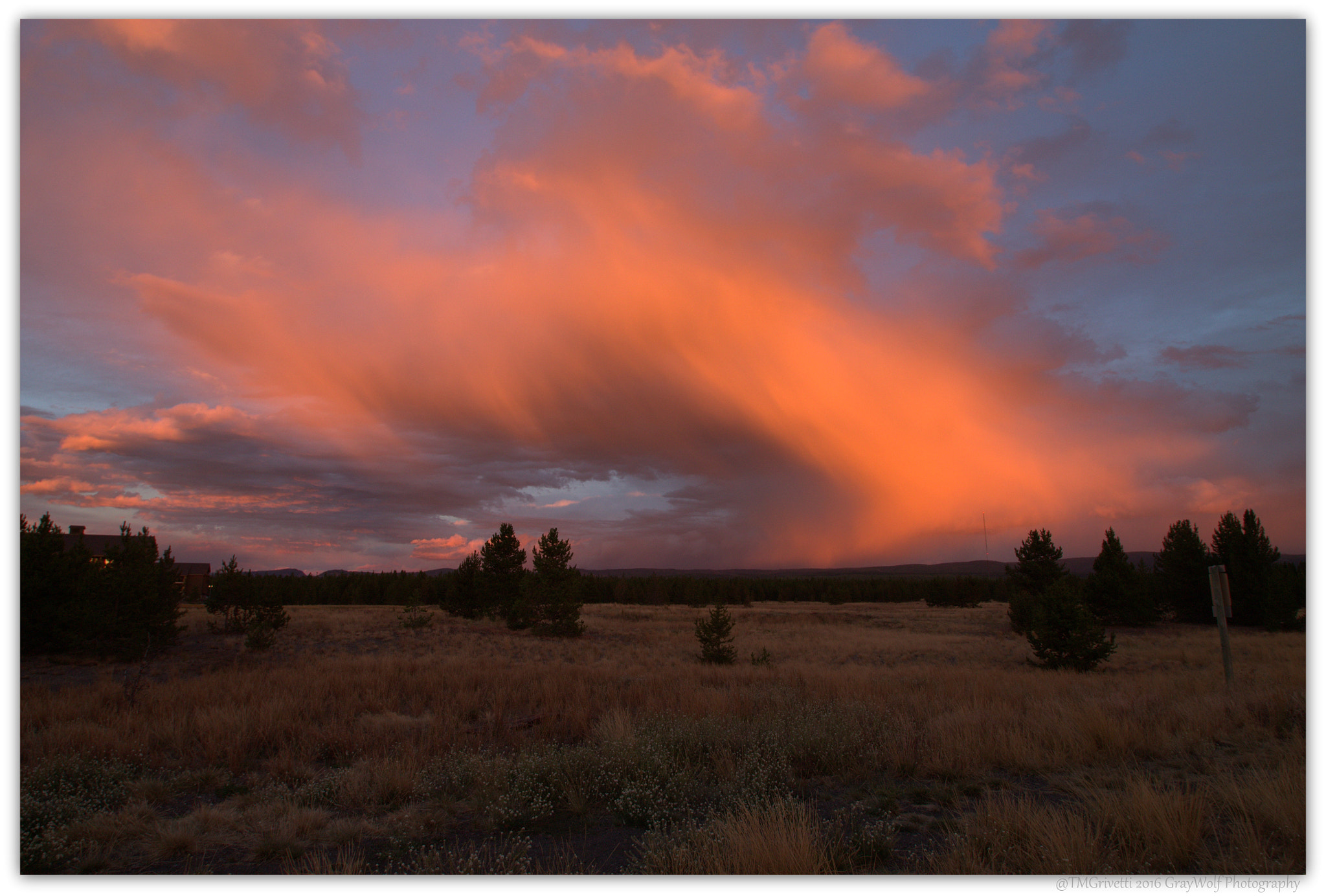 Sigma 10-20mm F3.5 EX DC HSM sample photo. Montana sunset - west yellowstone, mt. photography