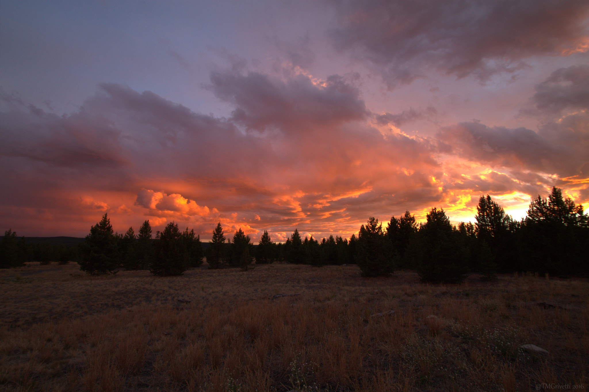Sigma 10-20mm F3.5 EX DC HSM sample photo. Wild montana sunset - west yellowstone, mt photography