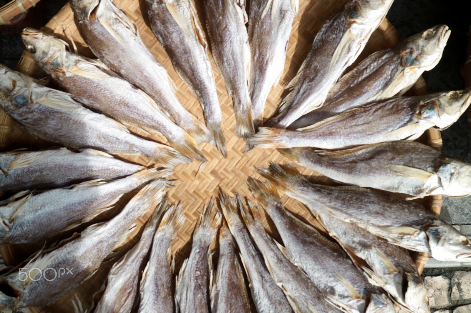 Canon EF-M 18-55mm F3.5-5.6 IS STM sample photo. Drying fish photography
